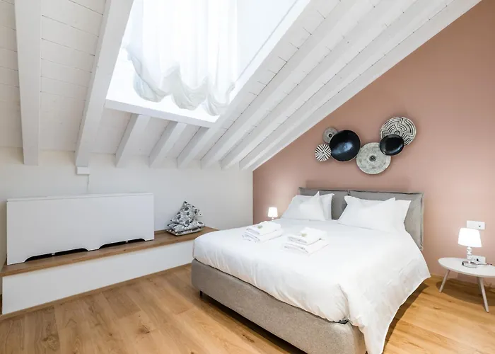 Attico Di Lusso 5 Stelle Con Terrazzo San Giorgio Apartmán Janov